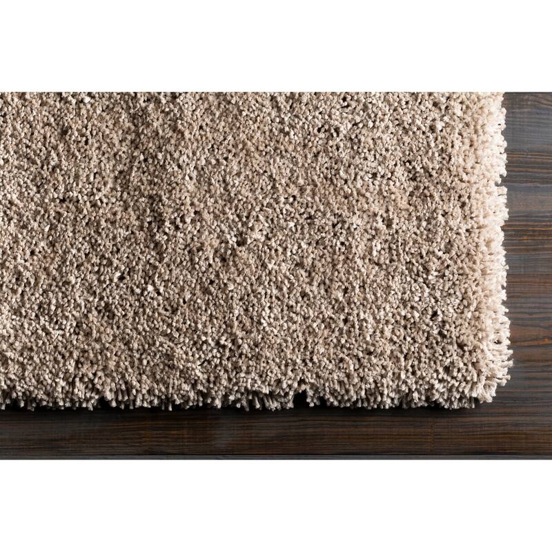 Benson Handmade Solid Shag Area Rug