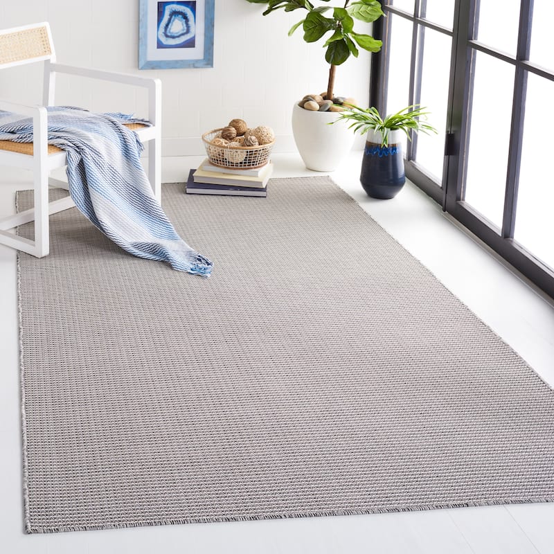 Martha Stewart by SAFAVIEH Silvestra Indoor/ Outdoor Rug - 4' x 6' - Beige/Black