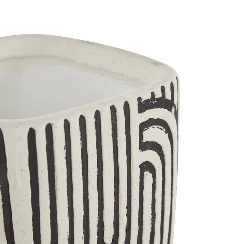 Ceramic Arched Patterned Indoor Outdoor Planter with Attached Saucer - Set of 3 Black, Green or Pink - Roche River Decor
