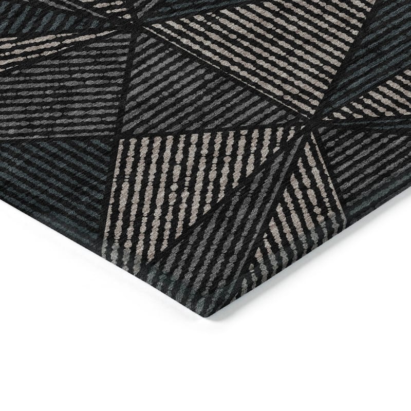 Machine Washable Indoor/ Outdoor Chantille Geometric Mosaic Rug