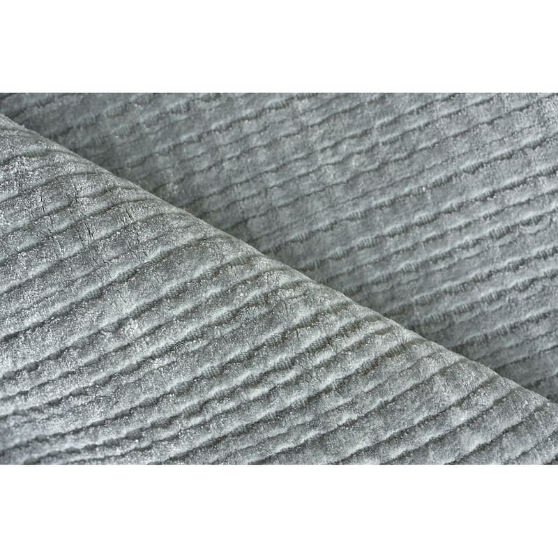 Exquisite Rugs Cabrini Modern Handmade Handloomed Silky Nylon Light Silver Area Rug
