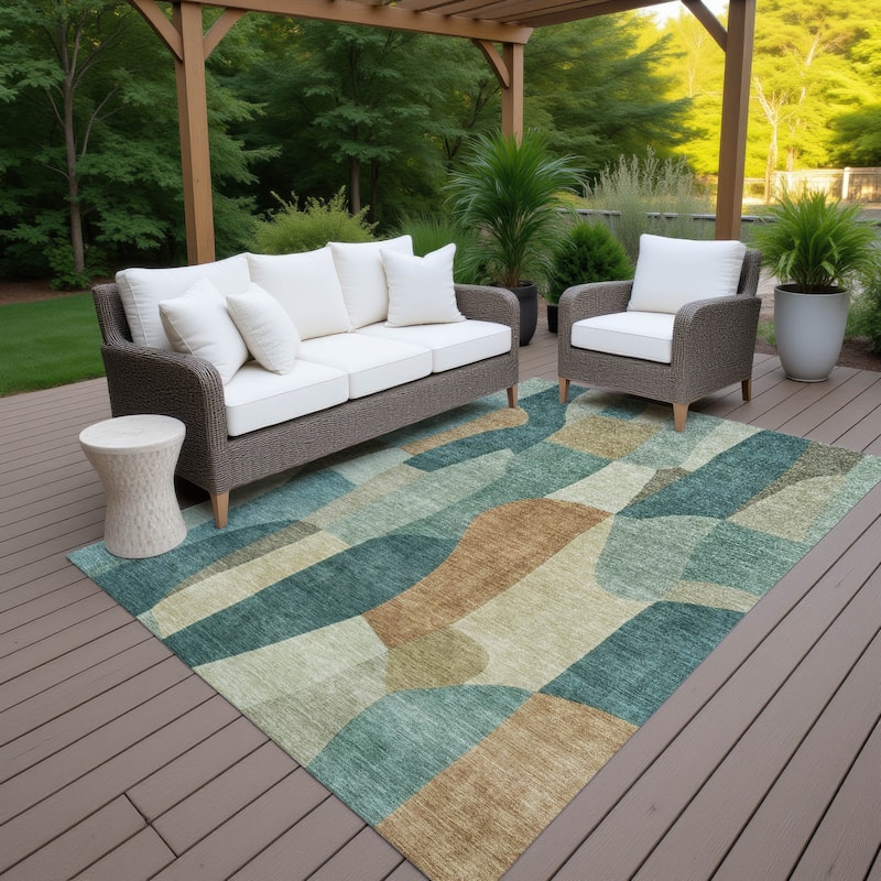 Machine Washable Indoor/ Outdoor Contemporary Layers Chantille Rug