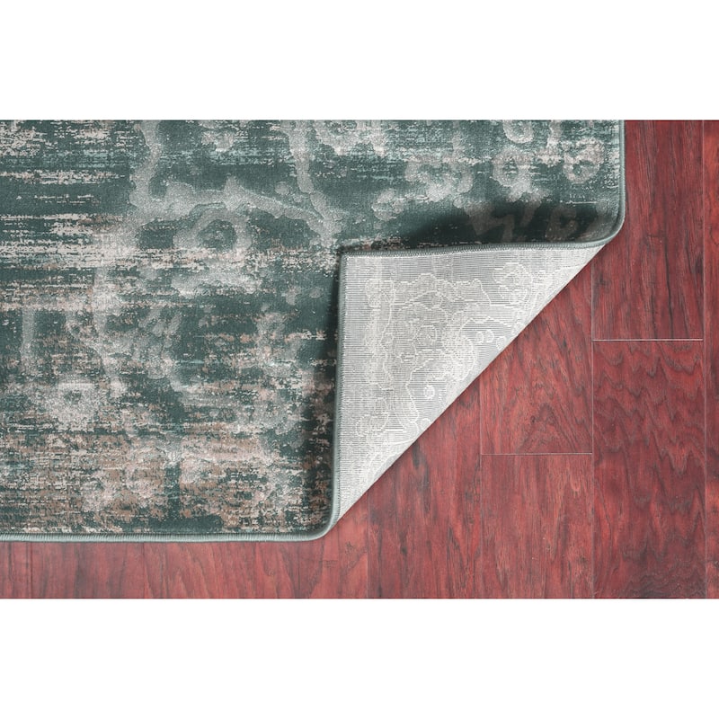 Domani Ekaterina Distressed Slate Traditional Medallion Rug