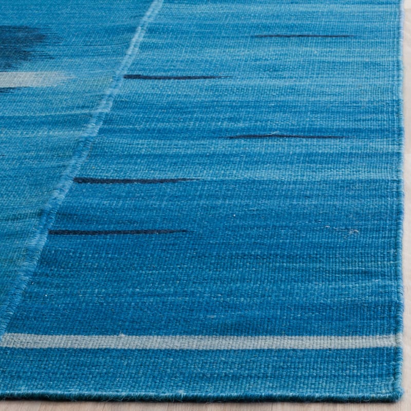 SAFAVIEH Handmade Flatweave Kilim Mercês Wool Rug