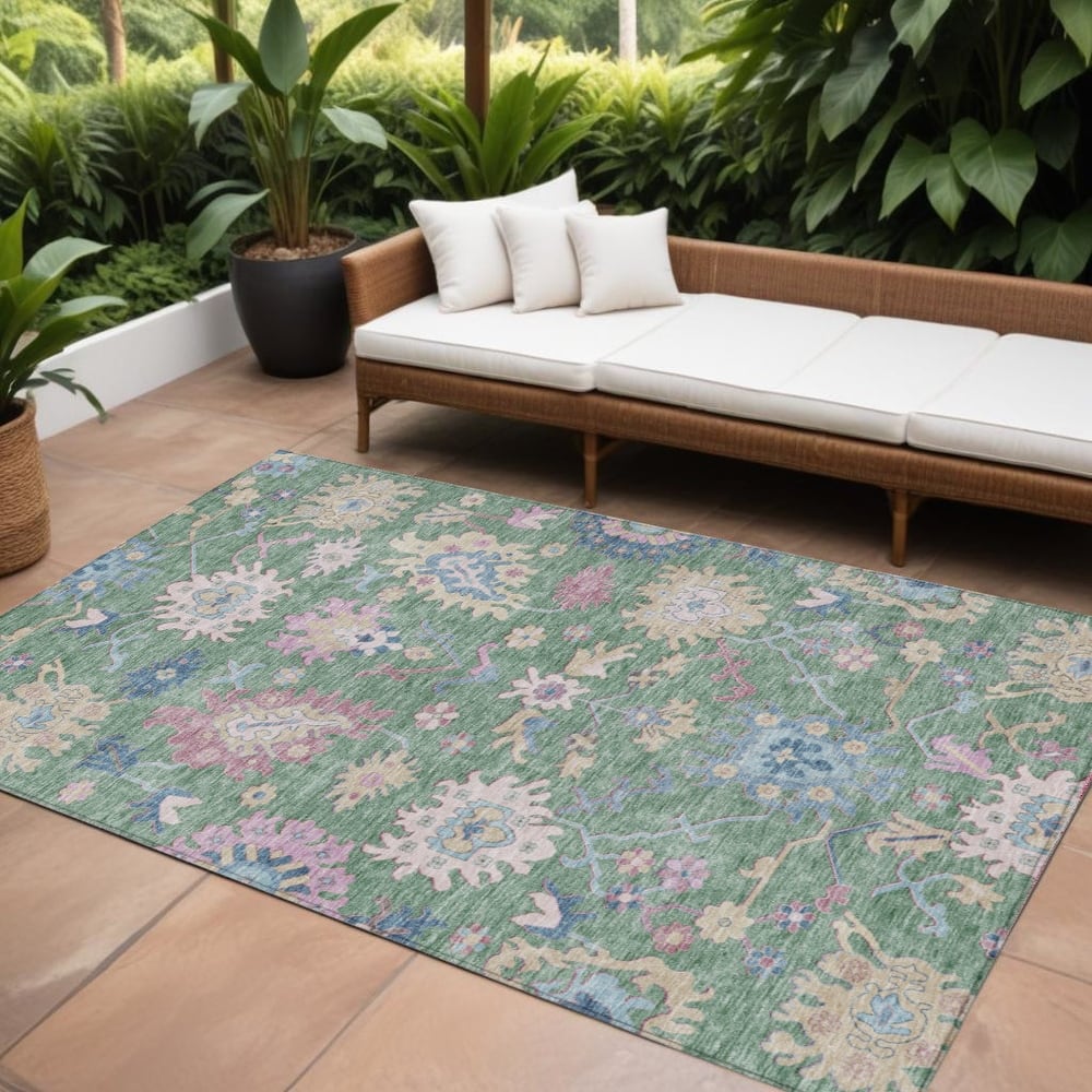 HomeRoots Floral Transitional Rectangle Outdoor Rug
