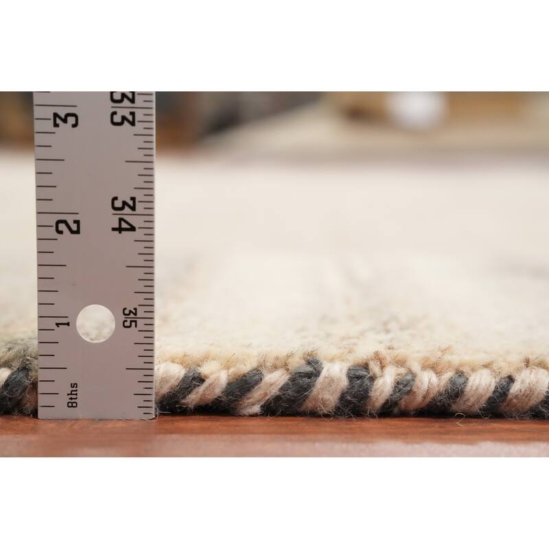 Hand Knotted Oriental 100% Wool Carpet Modern Geometric Beige & Ivories Gabbeh Area Rug - 7' 10'' X 5' 9''