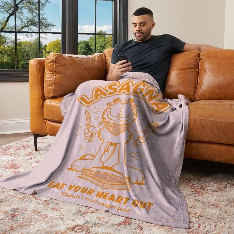 Nickelodeon Garfield Silk Touch Throw Blanket