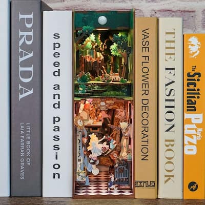 DIY 3D Book Nook Kit - Alice's Adventure 184pcs