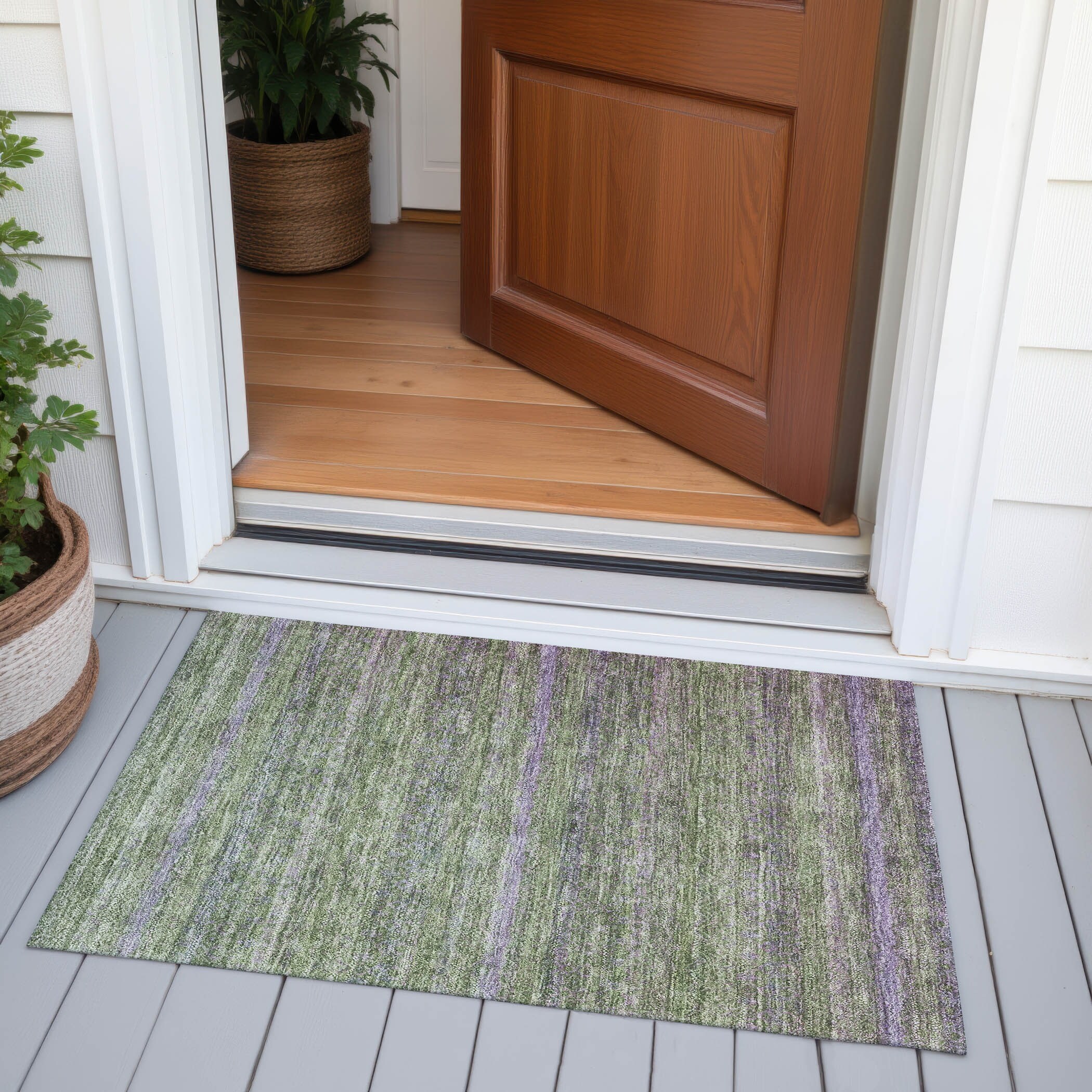 Machine Washable Indoor/Outdoor Geo Ombre Chantille Rug
