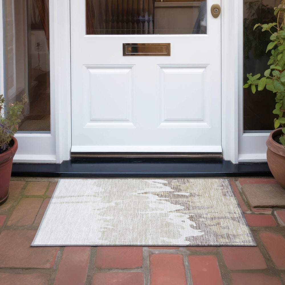 Machine Washable Indoor/ Outdoor Modern Abstract Chantille Rug