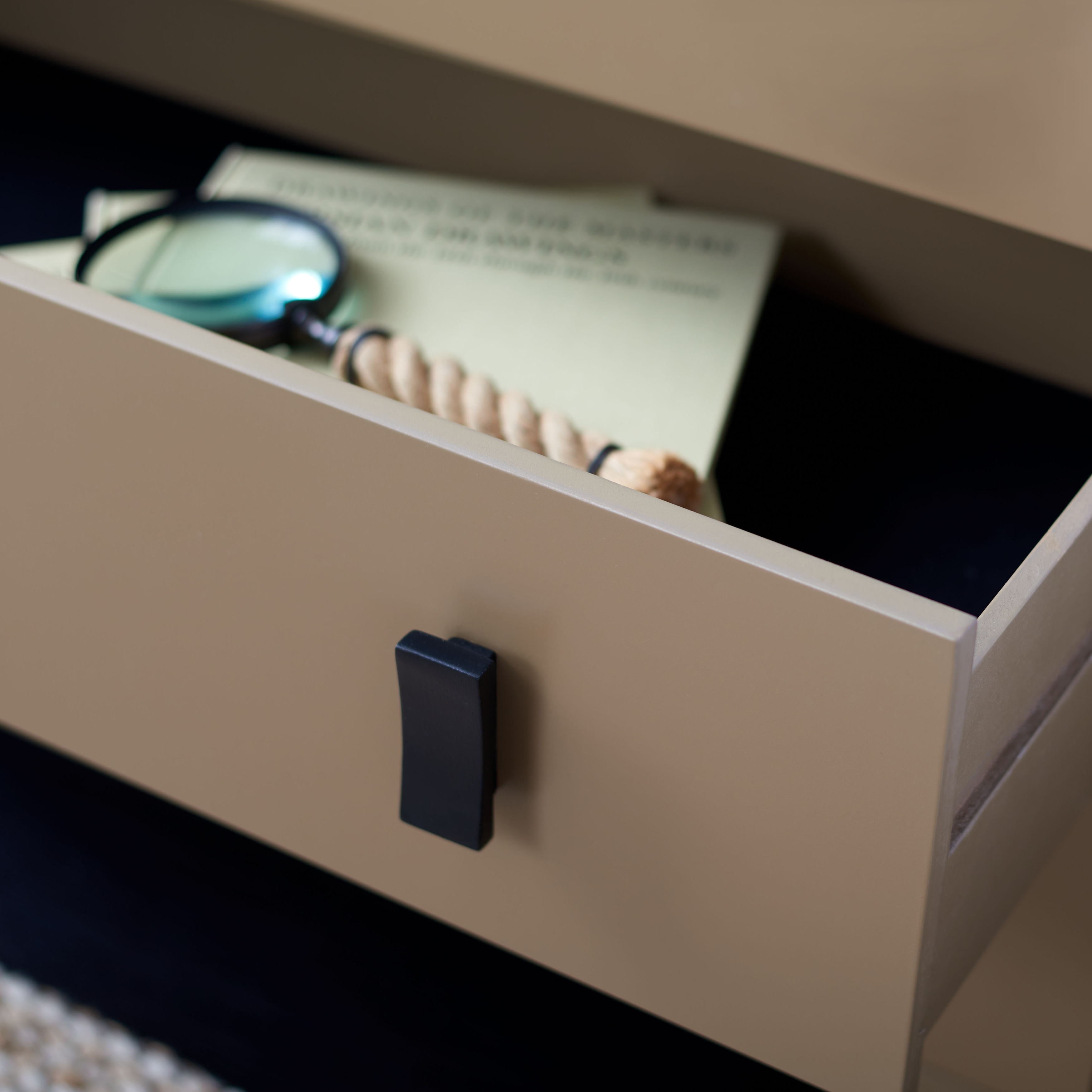 Safavieh blaize sales 3 drawer chest