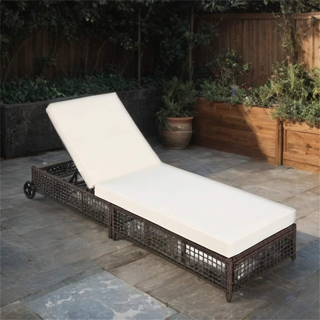 Rattan Outdoor Lounge Chair w/ 5 Position Backrest,Cushion and Wheels