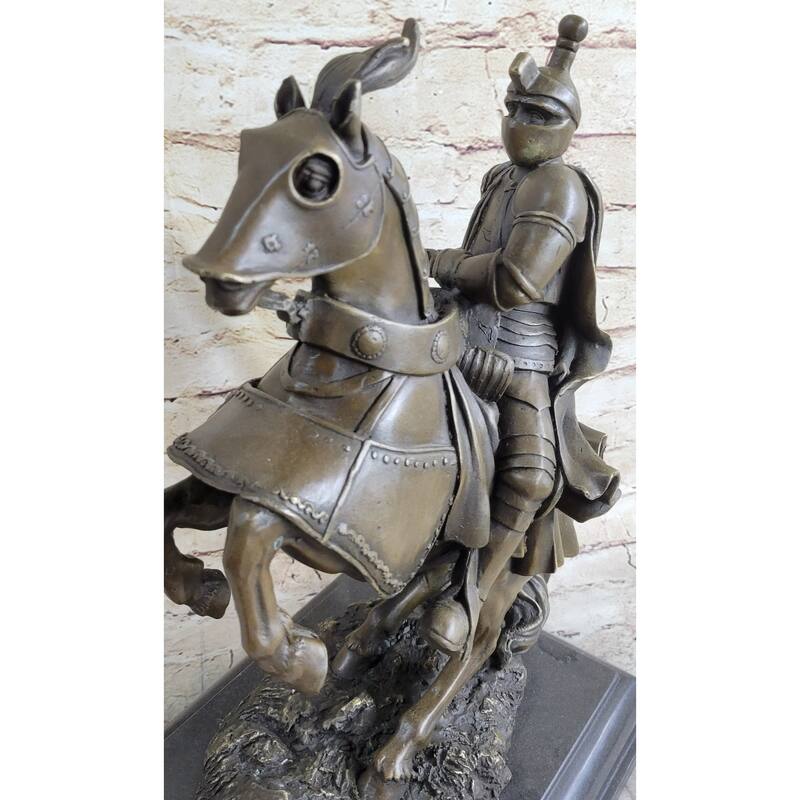Handmade Medieval Armored Knight Imitative Horse With Jousting Statue Sculpture Figure