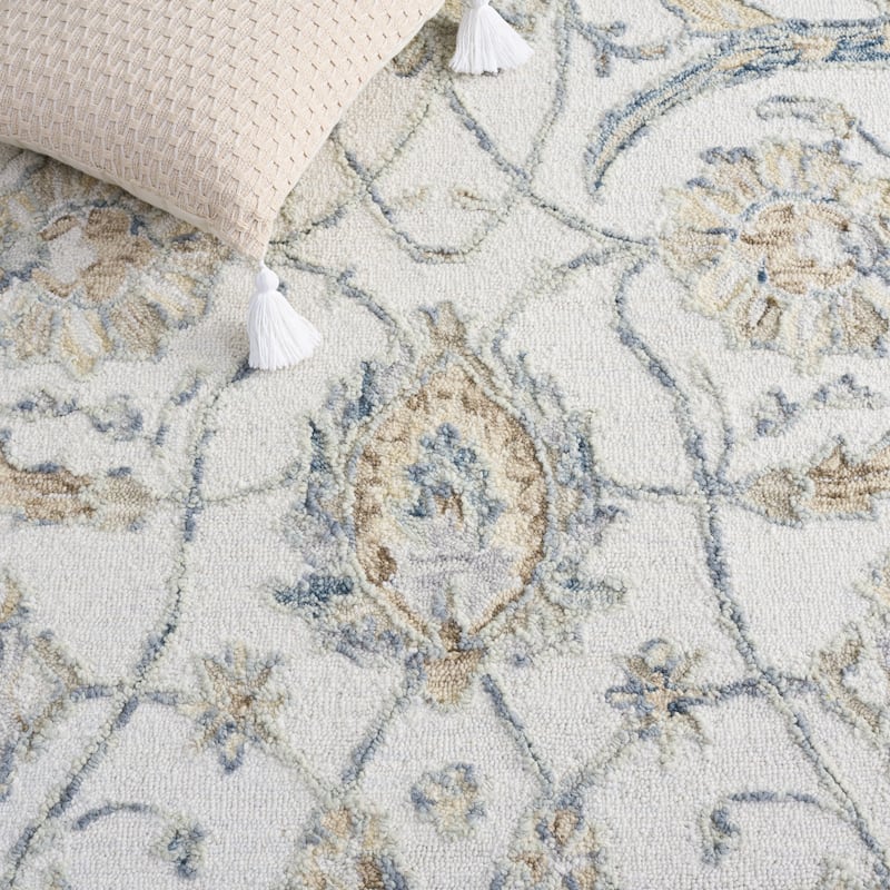 SAFAVIEH Handmade Metro Medrea Wool Rug