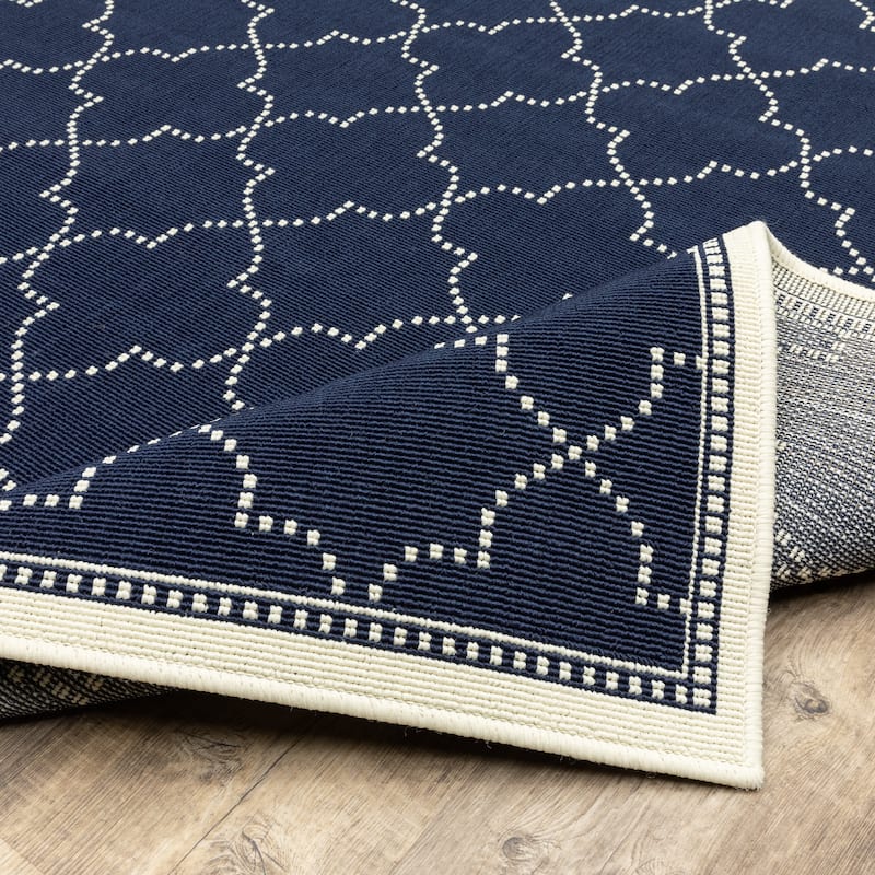 Style Haven Marianna Simple Lattice Navy/ Off-White Loop Pile Indoor Outdoor Area Rug