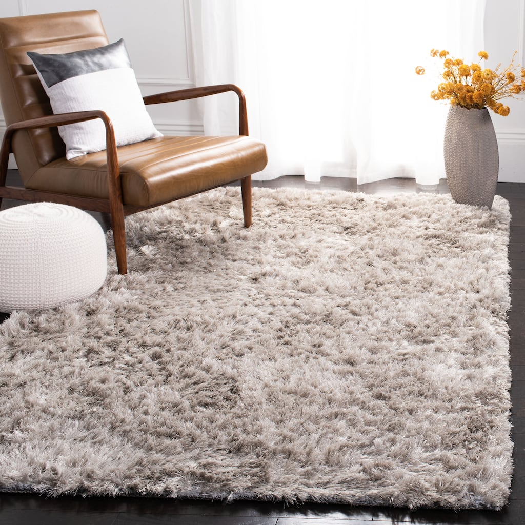 SAFAVIEH Handmade Odalis Shag Kevina Solid Rug
