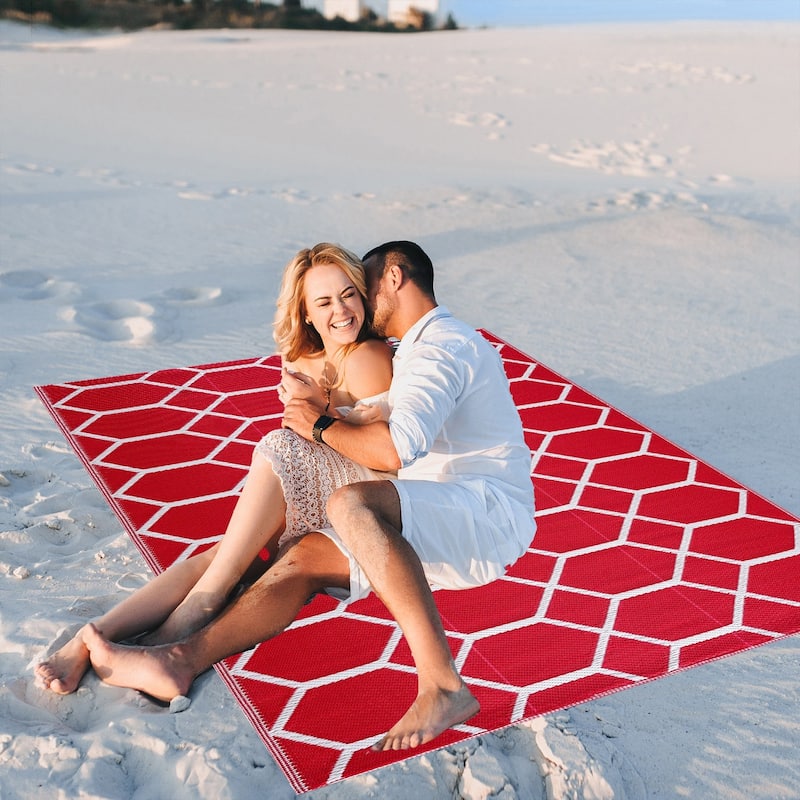 Playa Rug Outdoor Recycled Reversible Plastic Folded Mat/Rug Milan Collection Lightweight & Weather, Water and UV Resistant