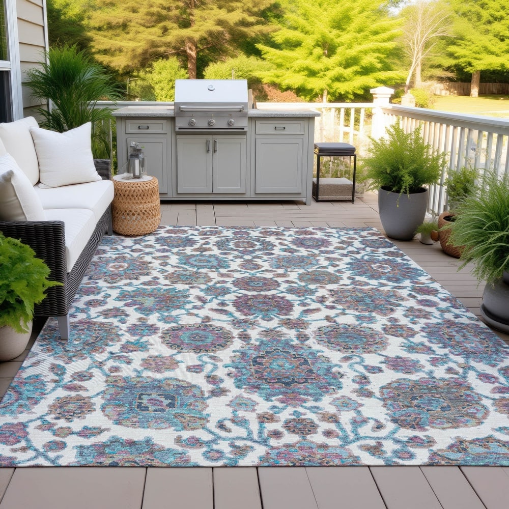 Machine Washable Indoor/Outdoor Traditional Farmhouse Chantille Rug