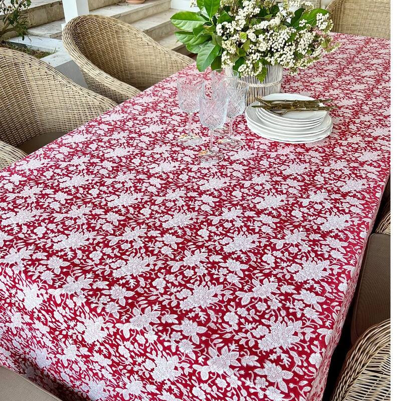Square tablecloth - Red and white Carmen