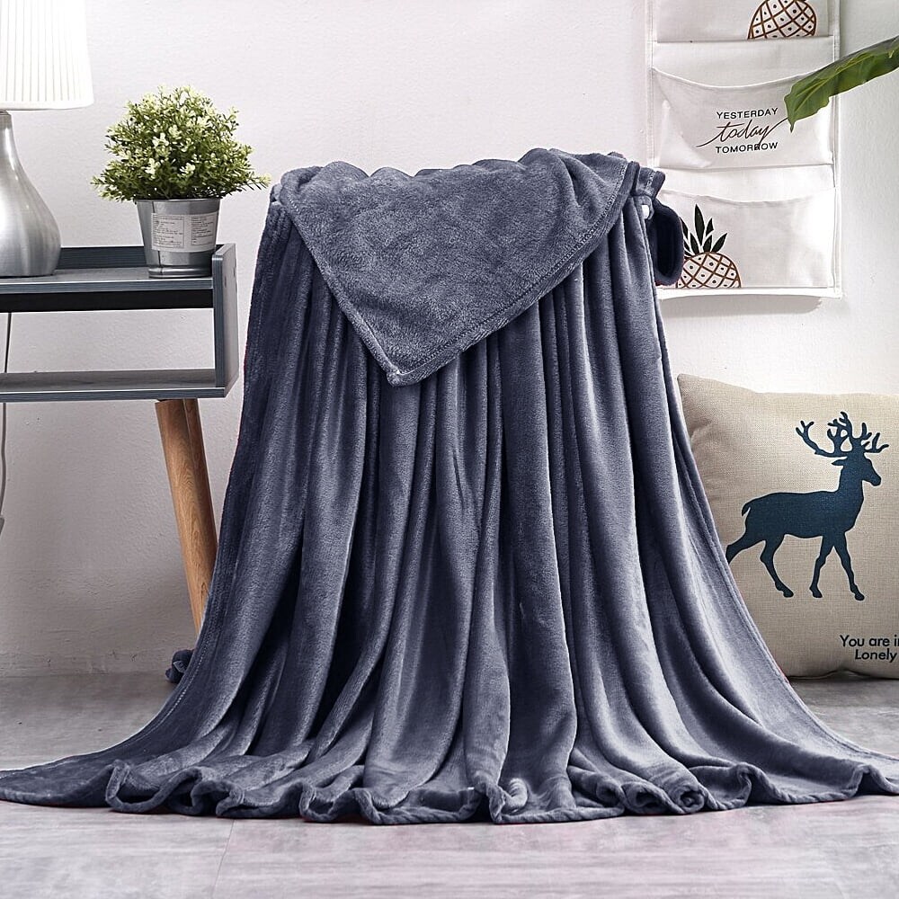 Lightweight microfiber blanket 2025