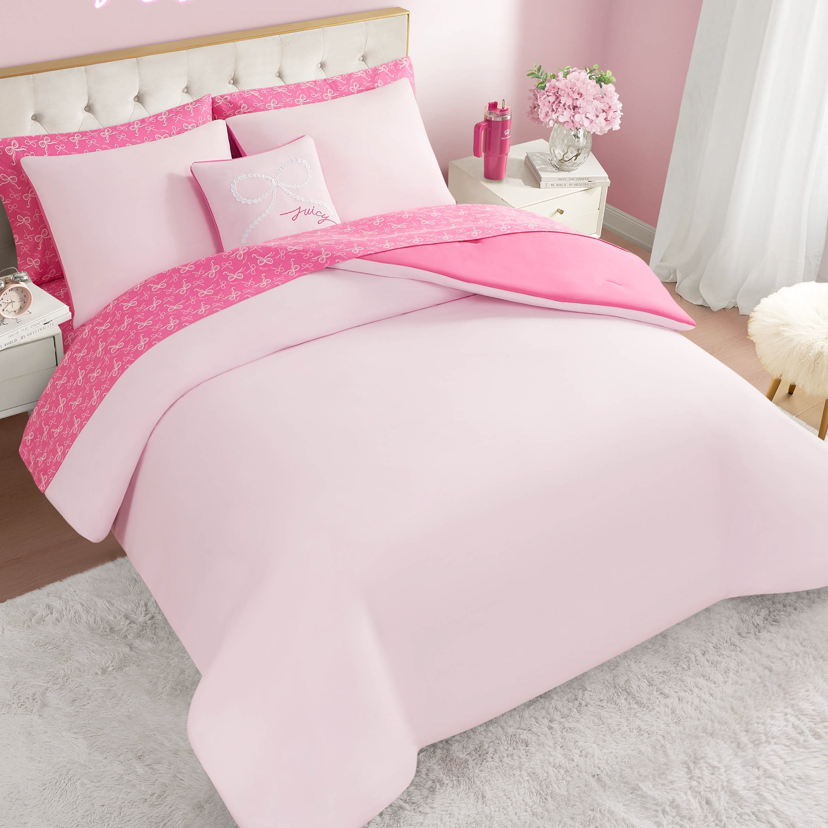 Juicy Couture Pearly Bows Reversible Bed in a Bag