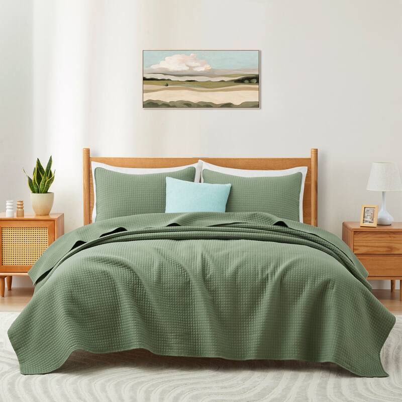 3-Piece Reversible Ultra Lighweight Coverlet Premium Microfiber Bedspread Quilt Set - Green - 106" x 90"
