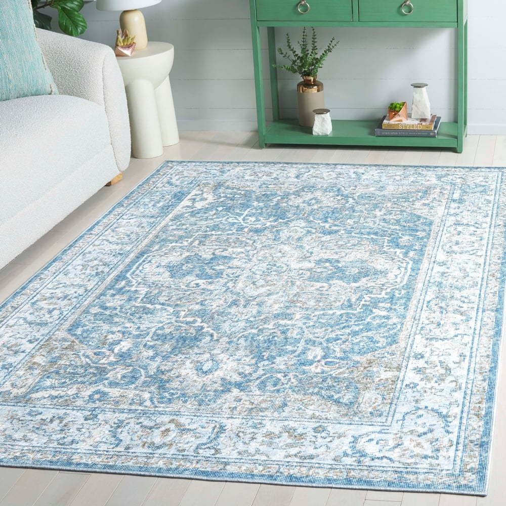SAFAVIEH Orlando Channie Traditional Rug