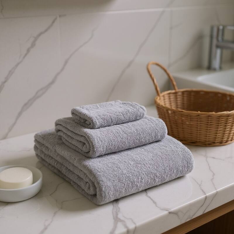 HomeRoots Set of Three Light Gray Cotton Quick Dry Terry Cloth Towels - 54.00' X '30.00' X '1.00 - Light Gray