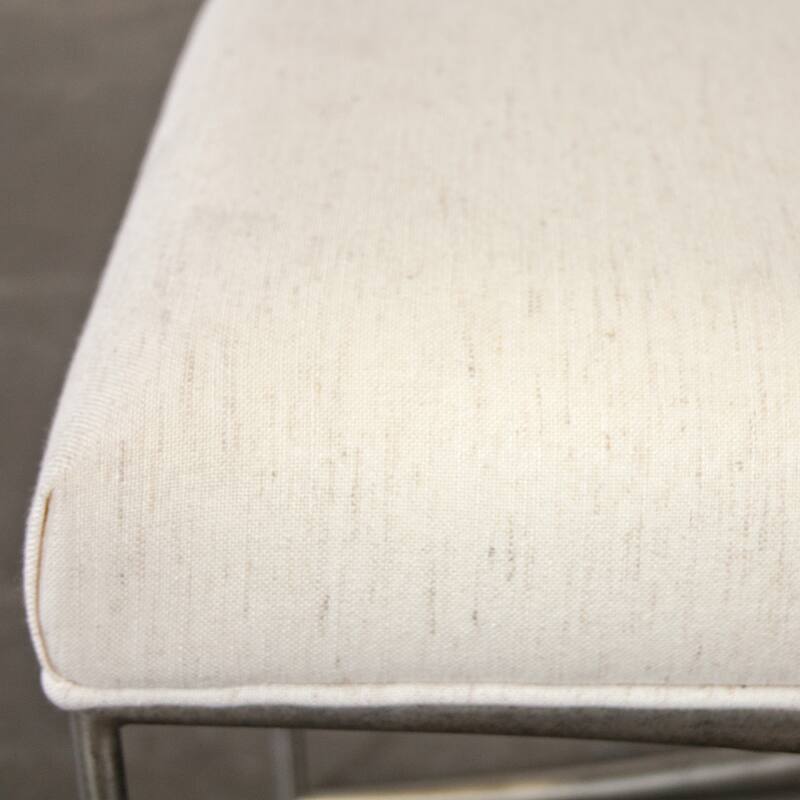 Roundhill Furniture Mantalia Solid Wood Bedroom Set, Panel Bed, Dresser, Mirror, 2 Nightstands, and Bench, Champagne