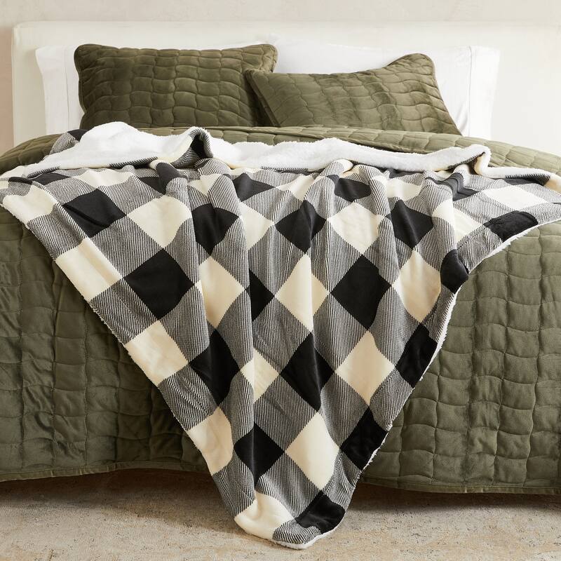 Linery & Co. Velvet Plush Reversible Sherpa Throw Blanket