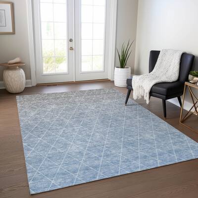 Machine Washable Indoor/ Outdoor Ombre Trellis Chantille Rug