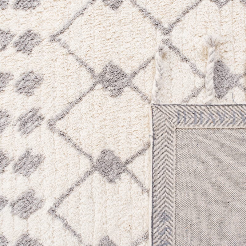 SAFAVIEH Handmade Casablanca Shag Laman Tribal Wool Rug
