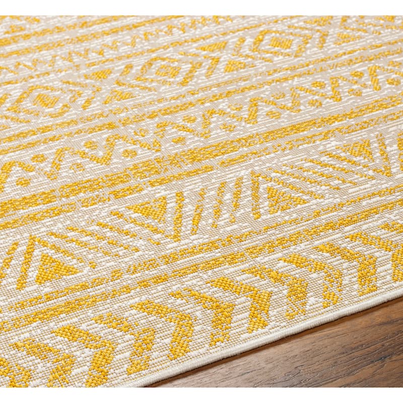 Livabliss Fortuna Traditional Medallion Area Rug
