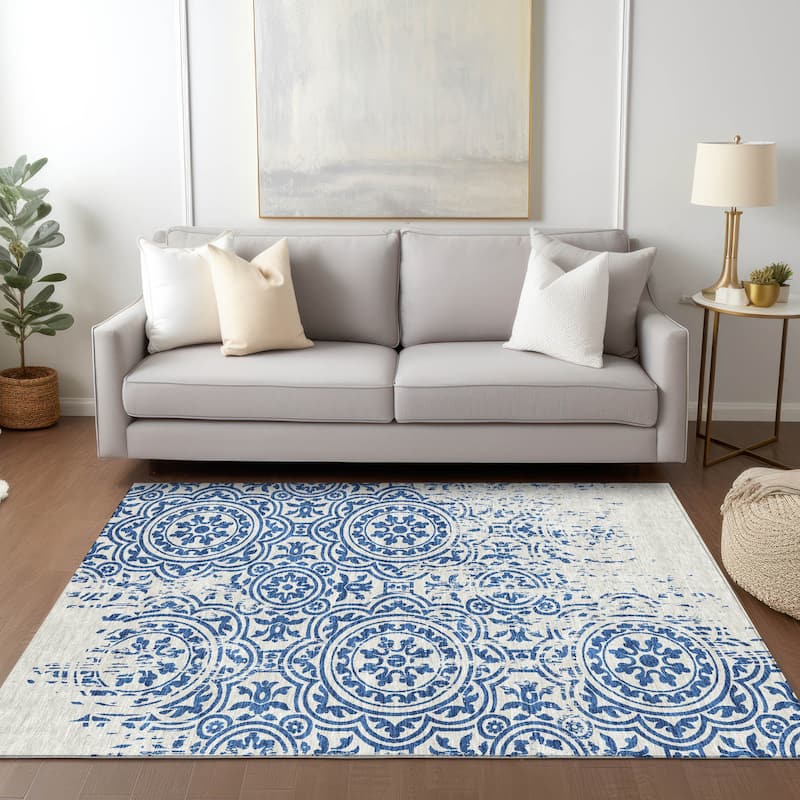 Machine Washable Indoor/ Outdoor Chantille Suzani Vintage Rug