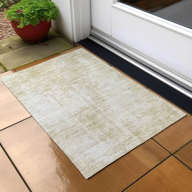 Machine Washable Indoor/ Outdoor Chantille Abstract Ombre Rug - Beige - 1'8" x 2'6"