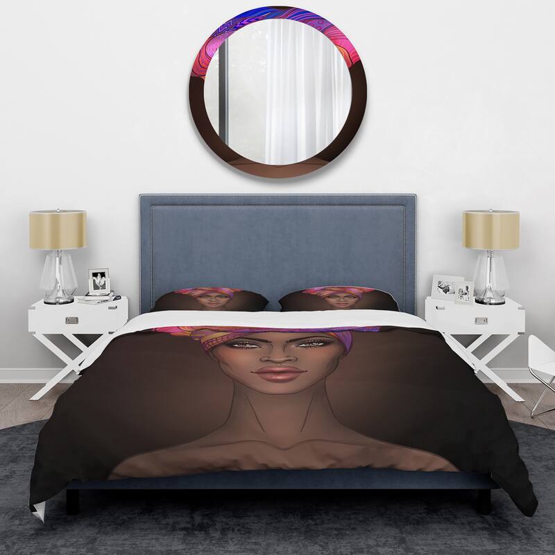 Designart 'African American Woman with Turban VI' Modern Duvet Cover Set
