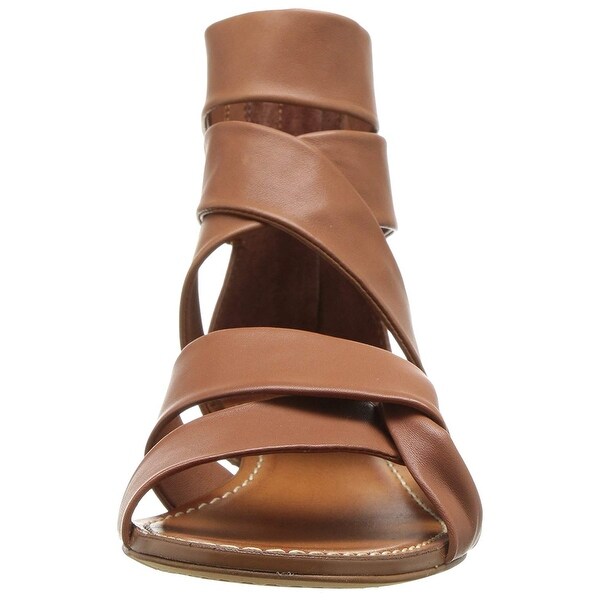 vince camuto seevina