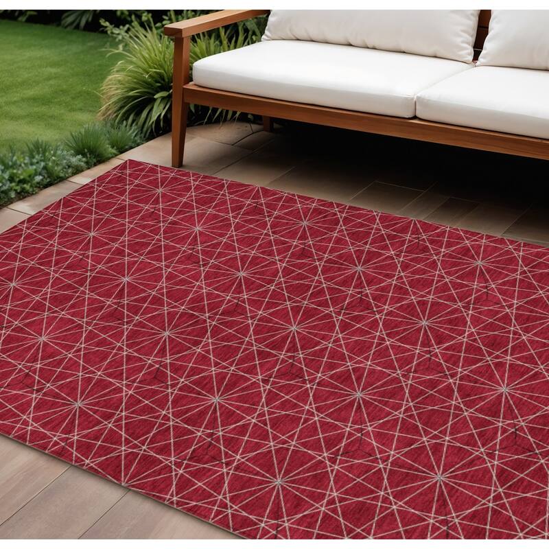 HomeRoots Geometric Transitional Rectangle Outdoor Rug - 9' X 12'
