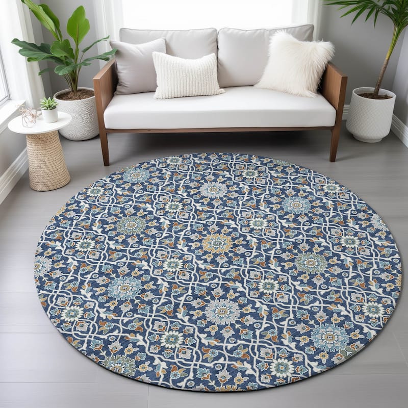 Machine Washable Indoor/Outdoor Traditional Masters Chantille Rug