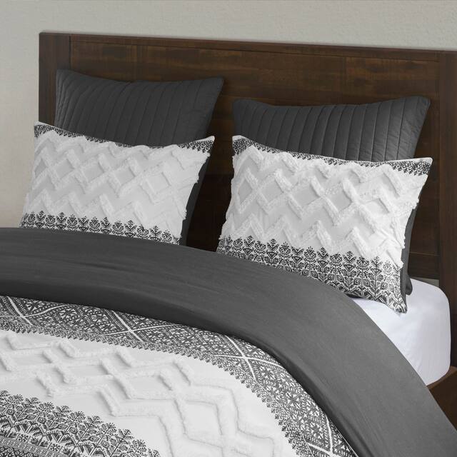 INK+IVY Mila 3 Piece Cotton Duvet Cover Set with Chenille Tufting