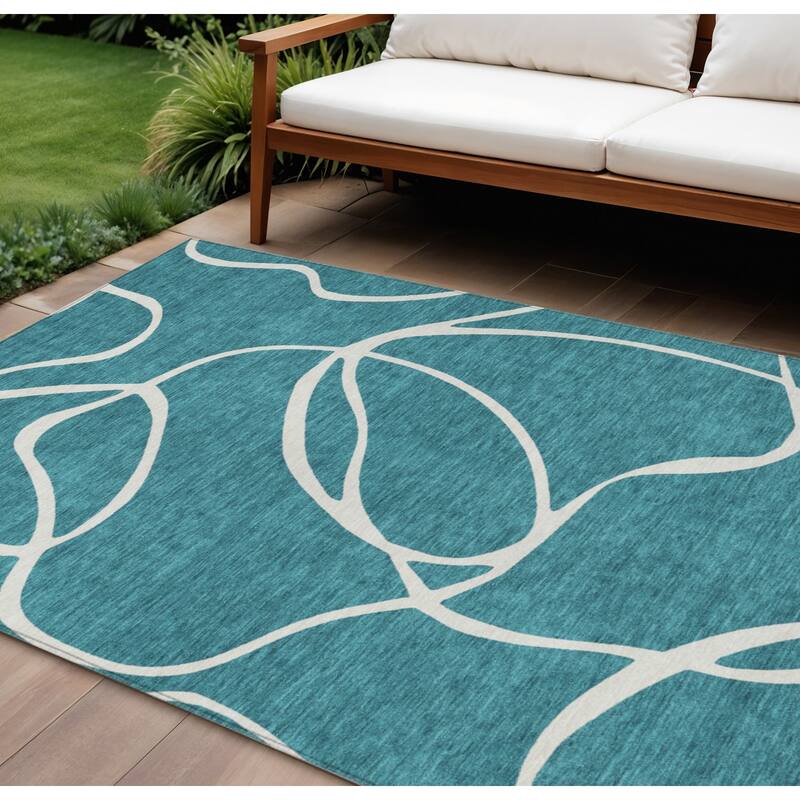 HomeRoots Abstract Transitional Rectangle Outdoor Rug - 8' X 10'