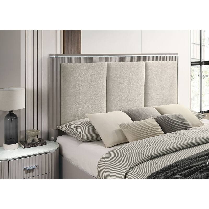 Contemporary Light Gray Finish Upholstered Bedroom Furniture Bed Dresser Mirror Nightstand Chest
