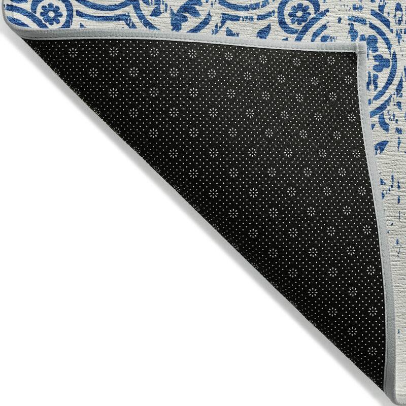 Machine Washable Indoor/ Outdoor Chantille Suzani Vintage Rug