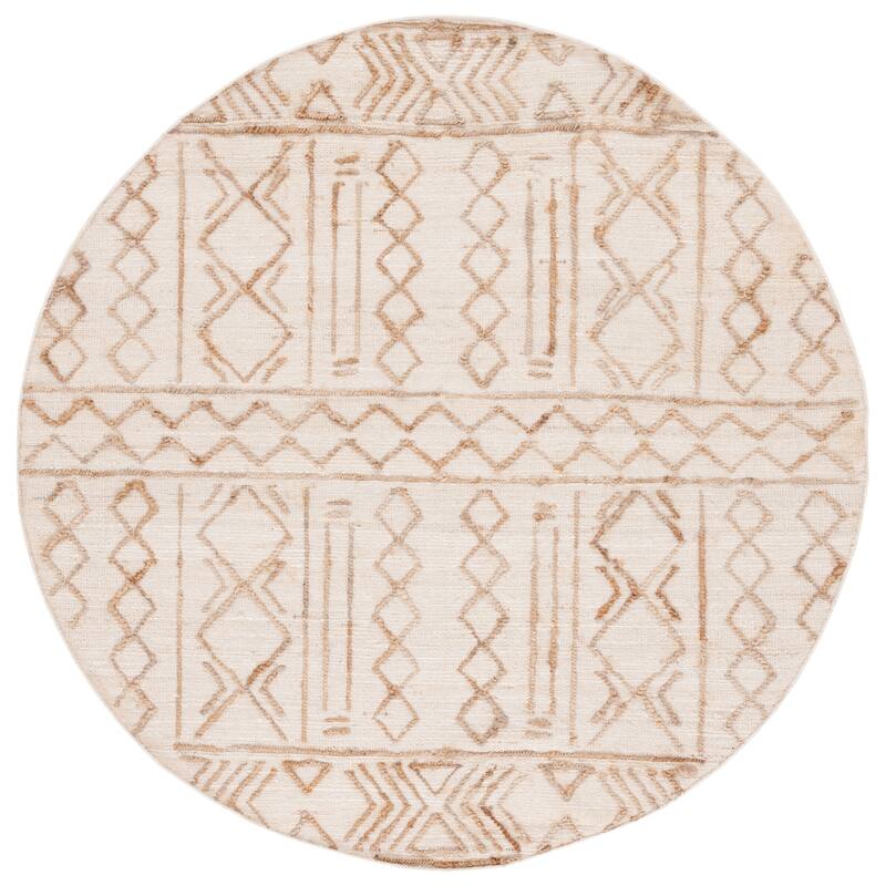SAFAVIEH Handmade Natural Fiber Ilsegret Boho Jute Fringe Rug - 6' Round - Natural/Beige