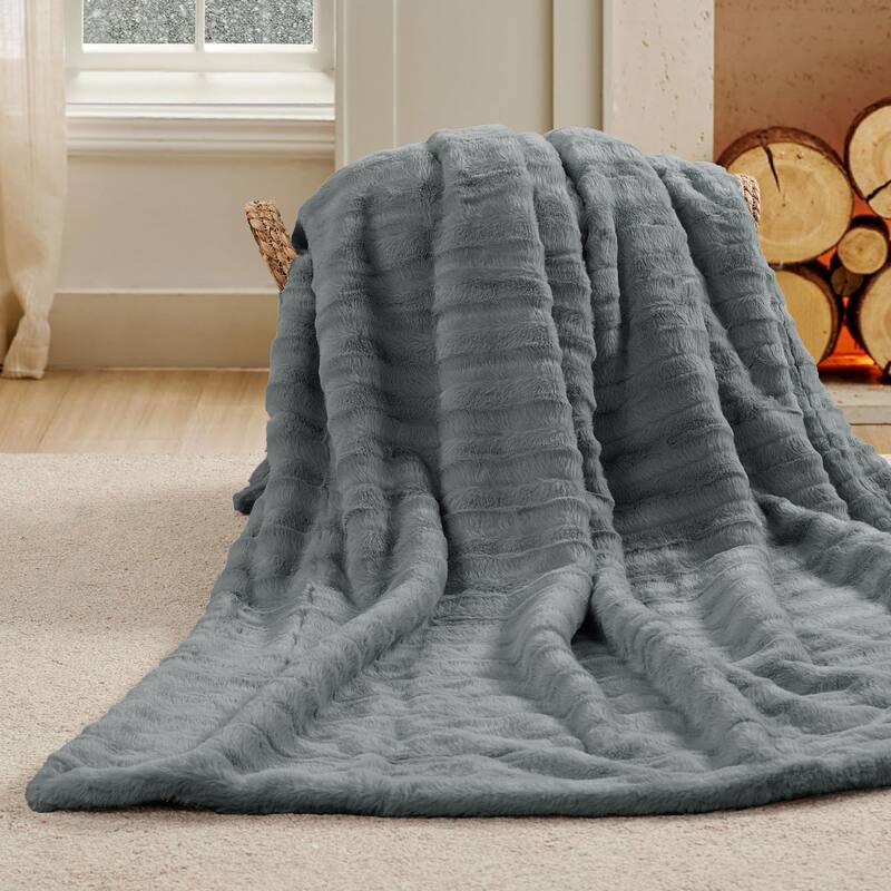 Oversized Derby Double Sided Fauxfur Throw