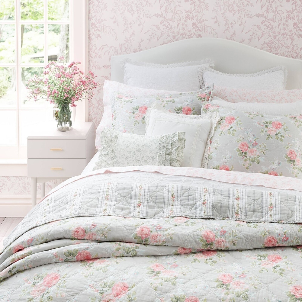 Twin Floral Quilt Set Reversible Extra Soft Lightweight Grey Pink 66 x 88
