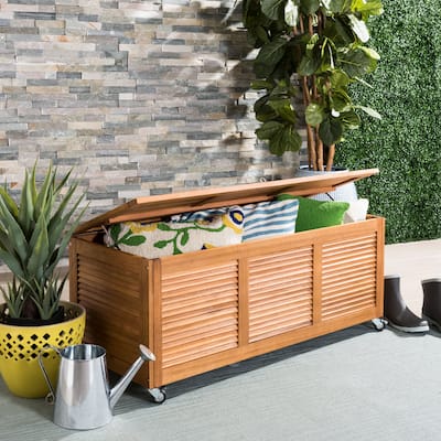 SAFAVIEH Outdoor Living Elina Cushion Storage Box. - 47" W x 18" D x 19" H