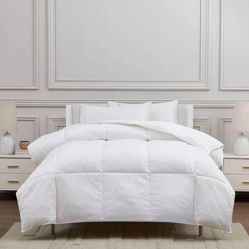 Stearns & Foster Paisley Reserve All Season PrimaLoft Down Alternative Comforter with Duvet Tabs