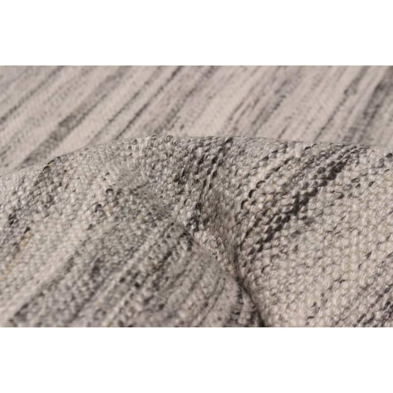 Boho Grey Kilim 5'4" x 7'6" - 5'4 x 7'6