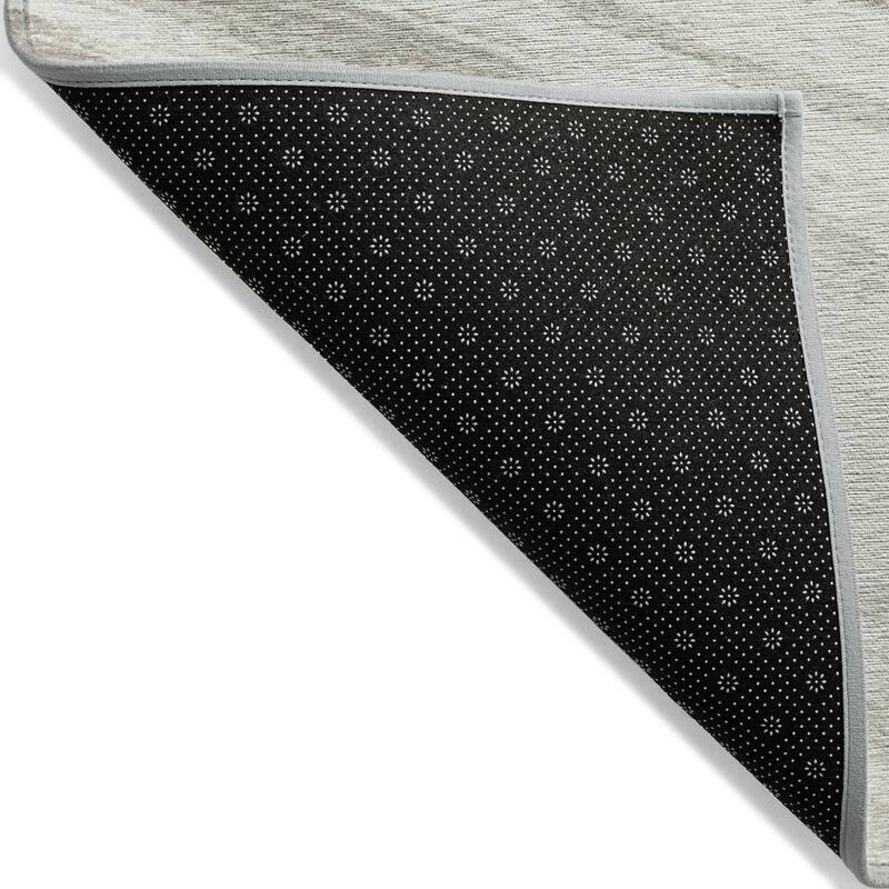 Machine Washable Indoor/ Outdoor Chantille Modern Chevron Rug